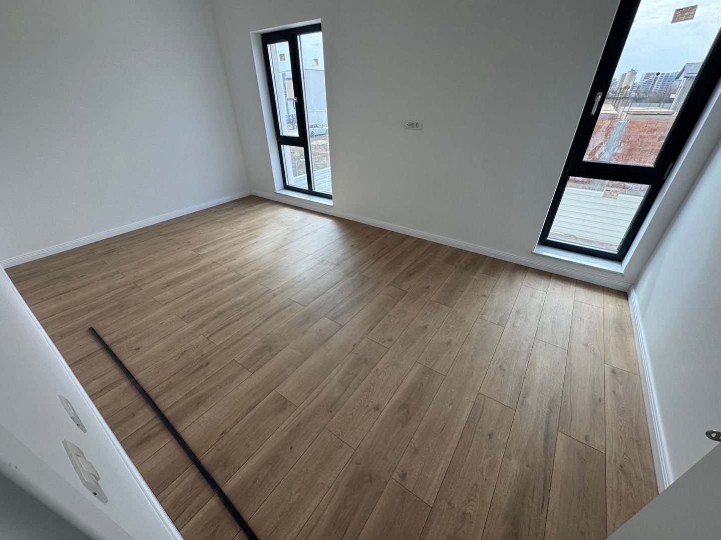 Vila exclusivista cu PISCINA, zona Liddl Tunari, 0% comision - Poză 8