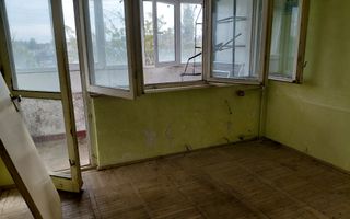 🏡 APARTAMENT CU 3 CAMERE DE VÂNZARE – MICRO 16,ET.4 - Poză 2