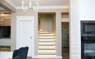 Casă de închiriat cu Terasă Panoramică și Jacuzzi în Cartierul Voroneț - Poză 21