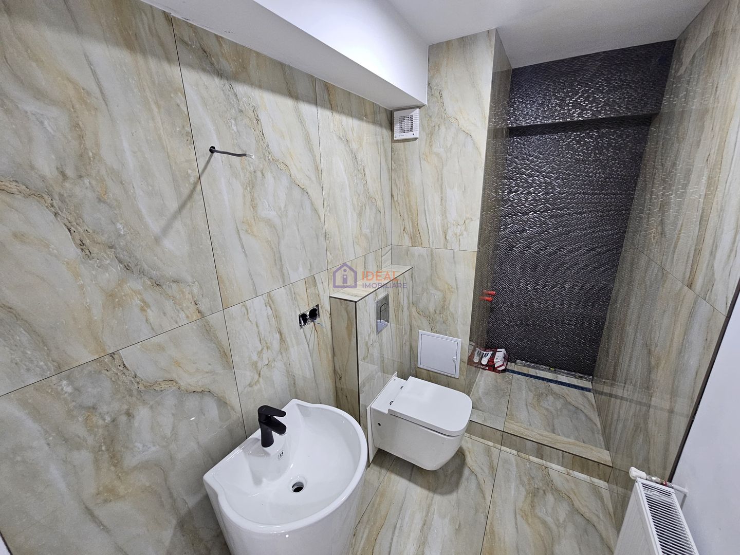 Apartament cu 3 camere si terasa LA CHEIE, 112 mp utili, zona Turnisor - Poză 13