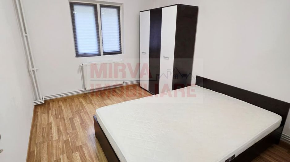 Apartament 3 camere de inchiriat, 9 Mai, 2 bai, beci - Poză 15