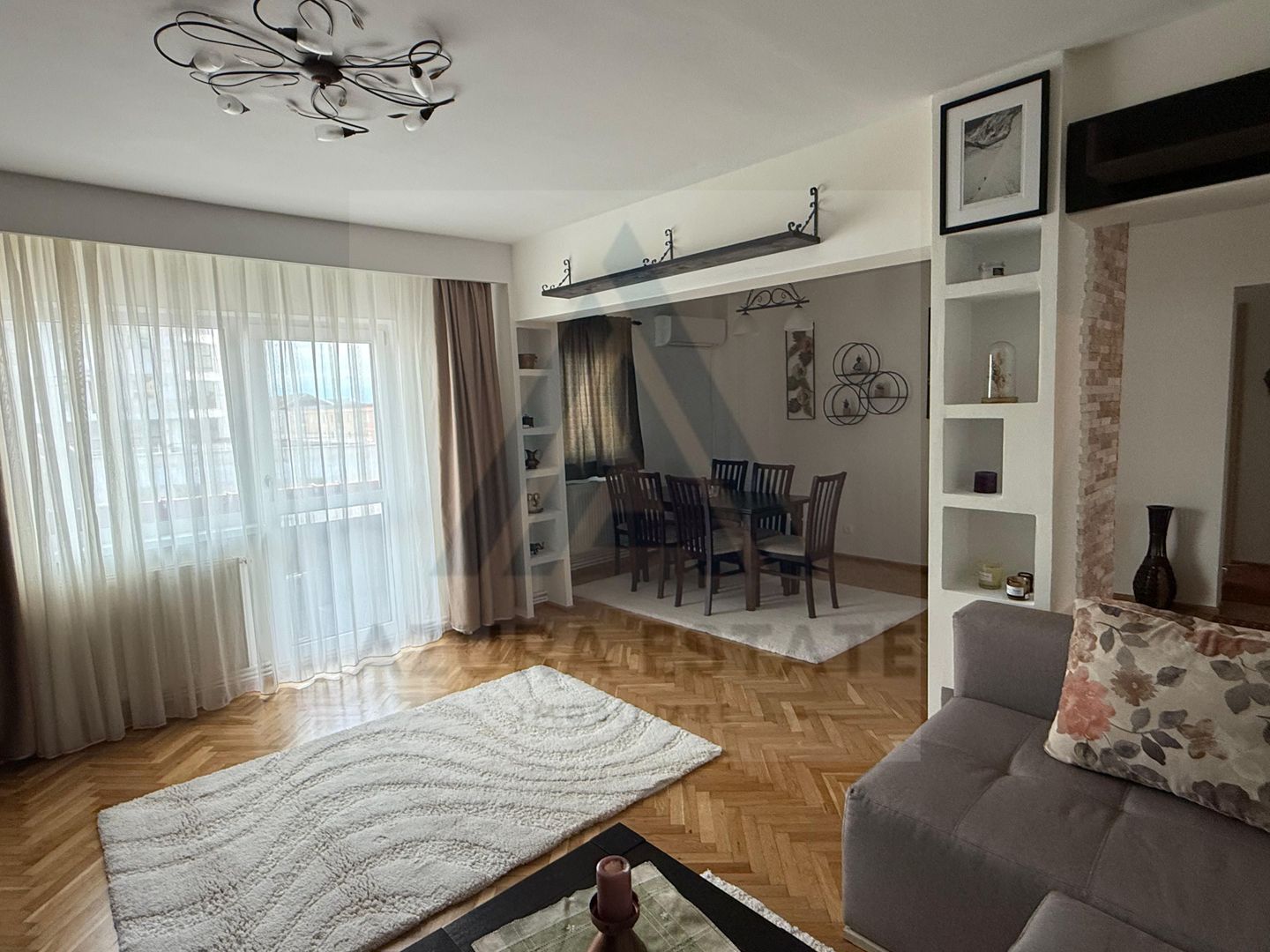 Apartament 3 camere 80 mp utili cu 2 bai si pivnita pe Calea Dumbravii - Poză 3