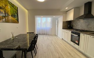 ZONA PREMIUM! AP RENOVAT! 2 camere deco, 57 mp, Plopilor, et 3/4 , sud - Poză 1
