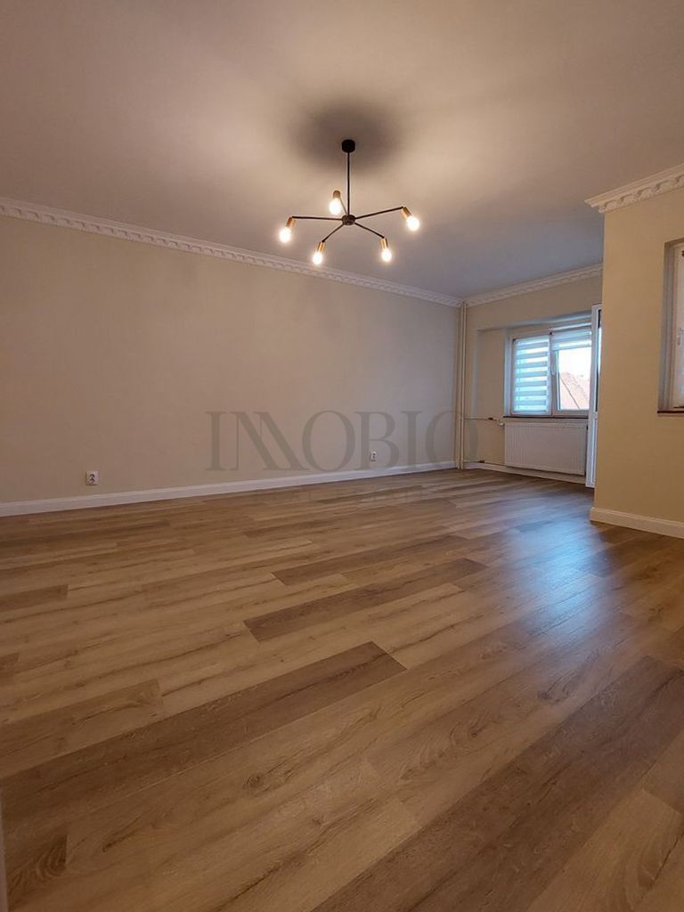Apartament 2 camere | 62 mp | Piața Victoriei | Birou sau Locuință - Poză 2