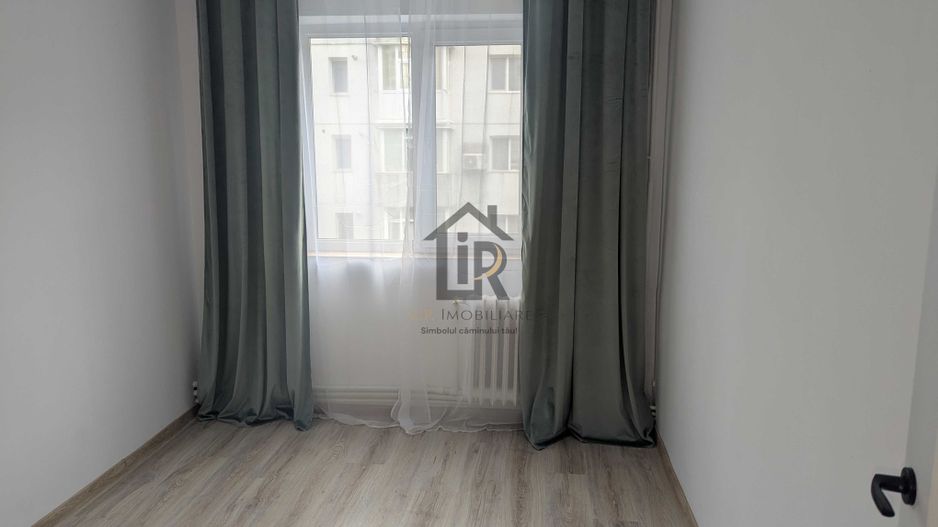 Apartament 3 camere – Alexandru cel Bun (Rond Zimbru) RENOVAT COMPLET - Poză 1