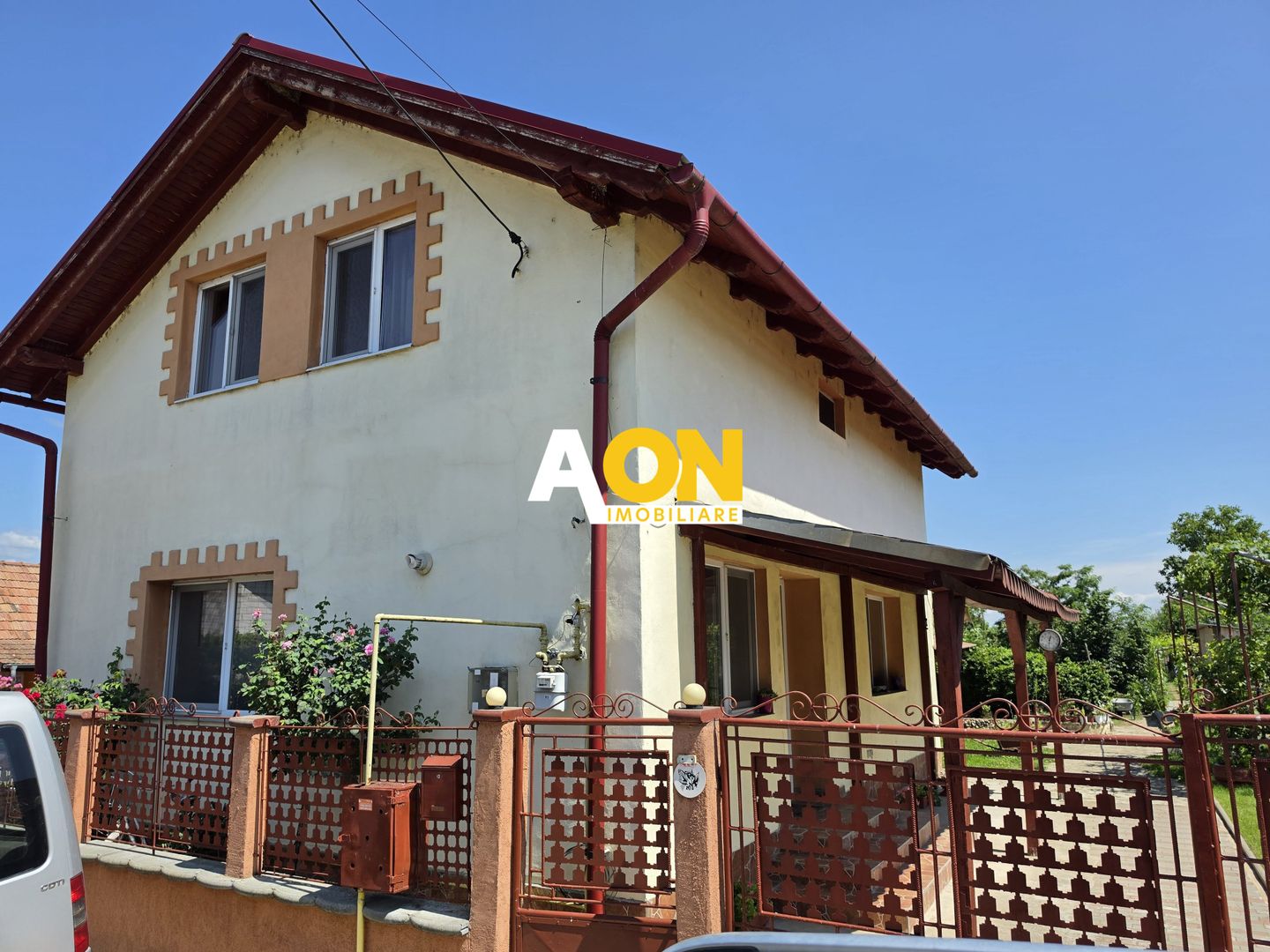 Casa 4 camere + anexe, 636 mp teren, la asfalt, Vințu de Jos - Poză 1