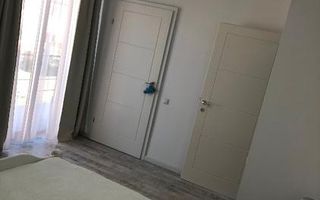 Duplex deosebit cu grădină, terasă amenajată și vedere spre natură. - Poză 6
