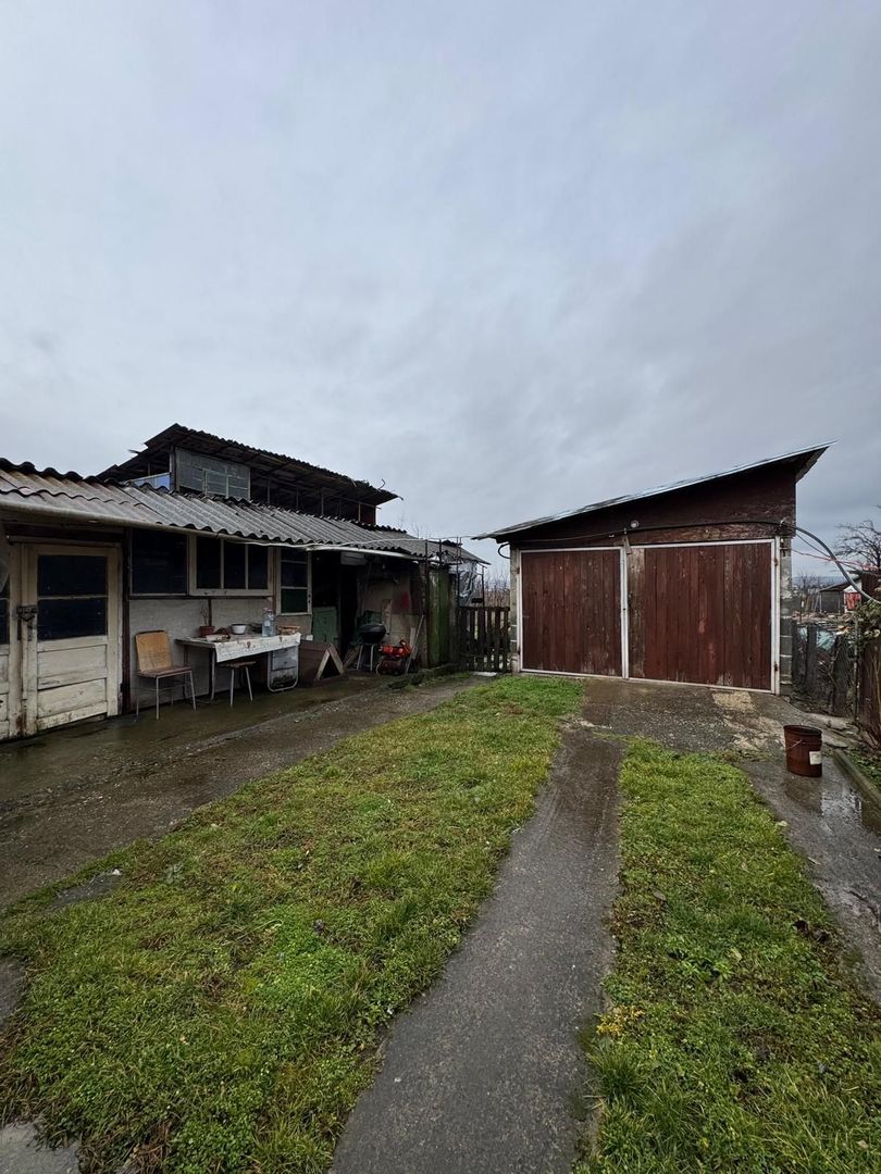 Casa de vanzare zona Sacadat - Poză 8