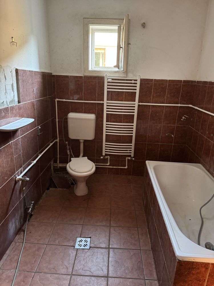 BRASADAS vinde casa cu 3 camere, si curte în zona UNIRII. - Poză 8