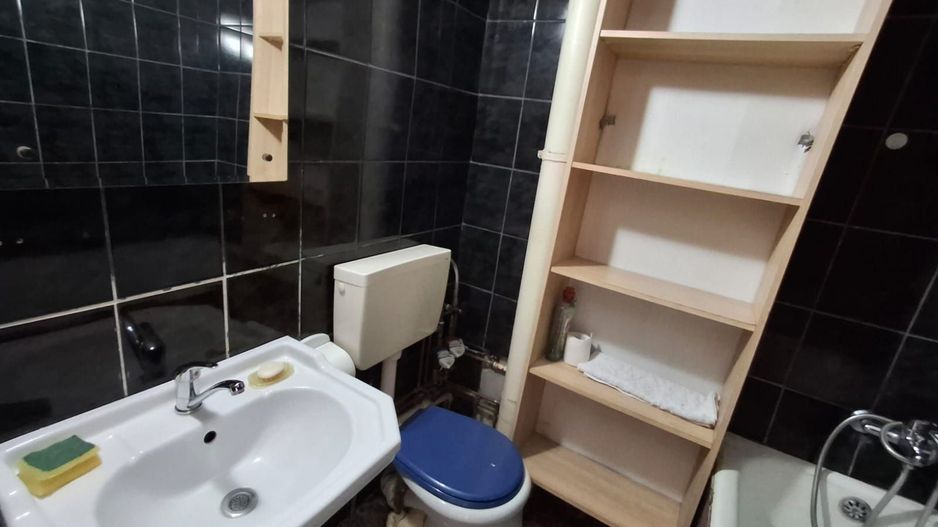 Apartament de vanzare 2 camere decomandat   Luica 35. - Poză 8