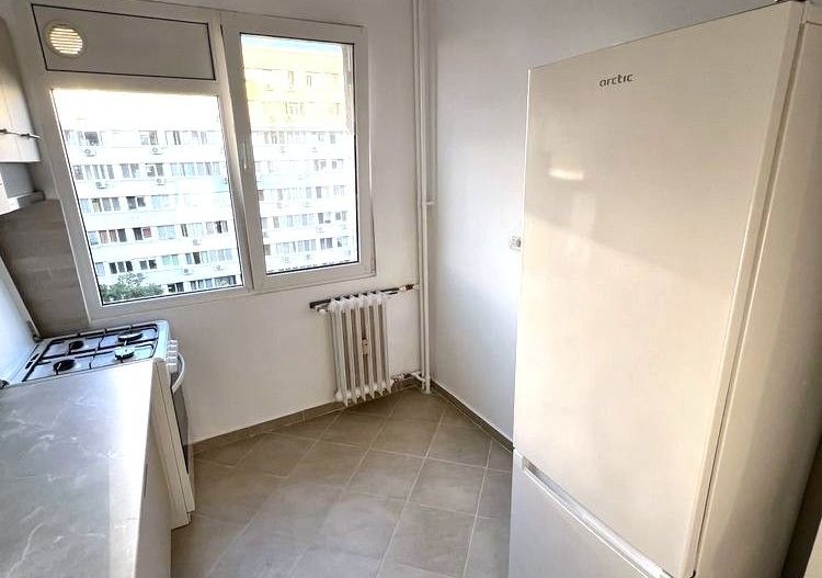 🚇 Închiriez Apartament cu 2 camere, 2 min metrou Dristor 2, renovat, etaj 7/10 - Poză 4