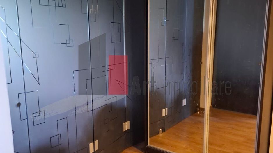 Vânzare apartament 3 camere Obregia - Poză 8