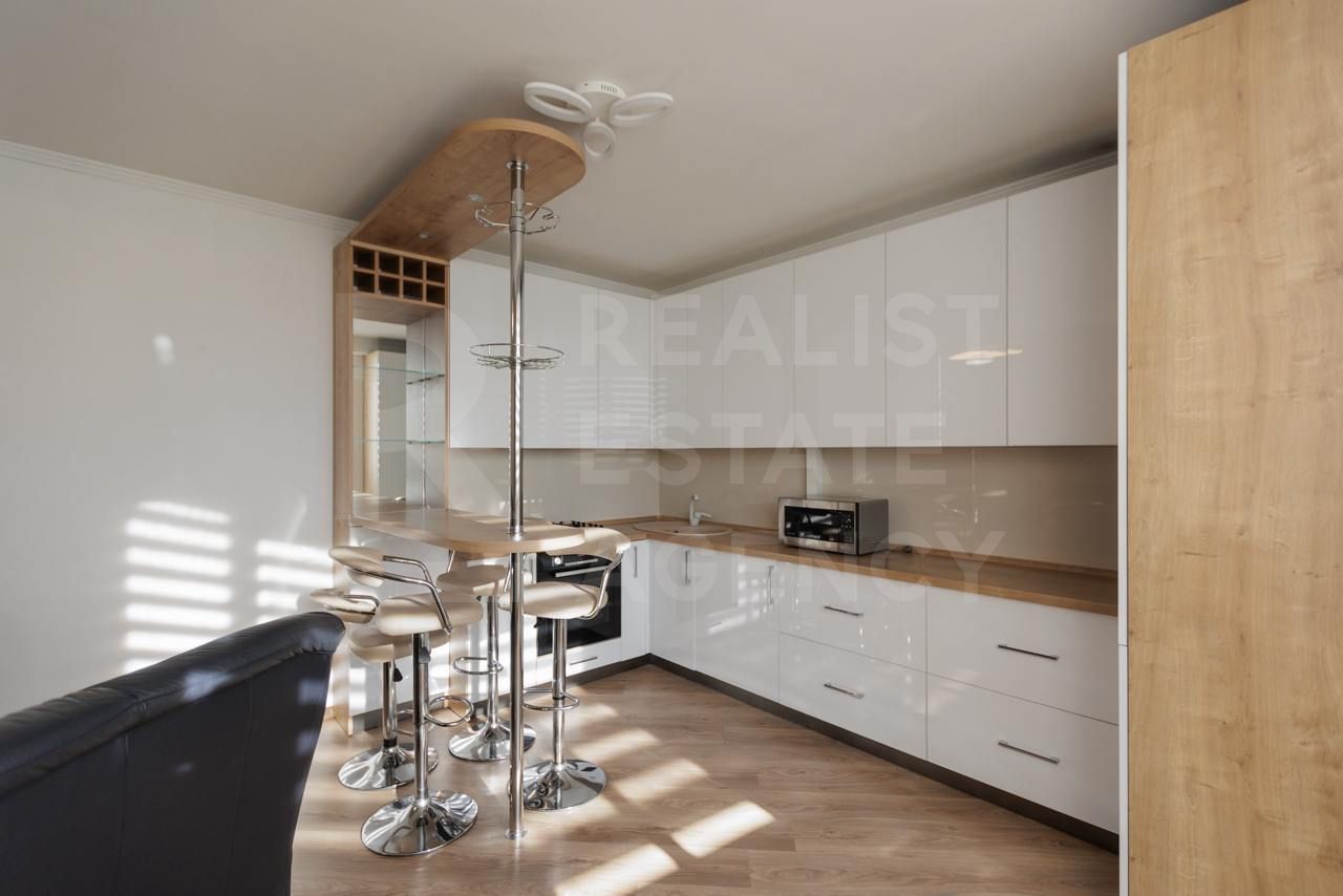 Vânzare, apartament, 2 camere , str. Alba Iulia, Buiucani - Poză 2