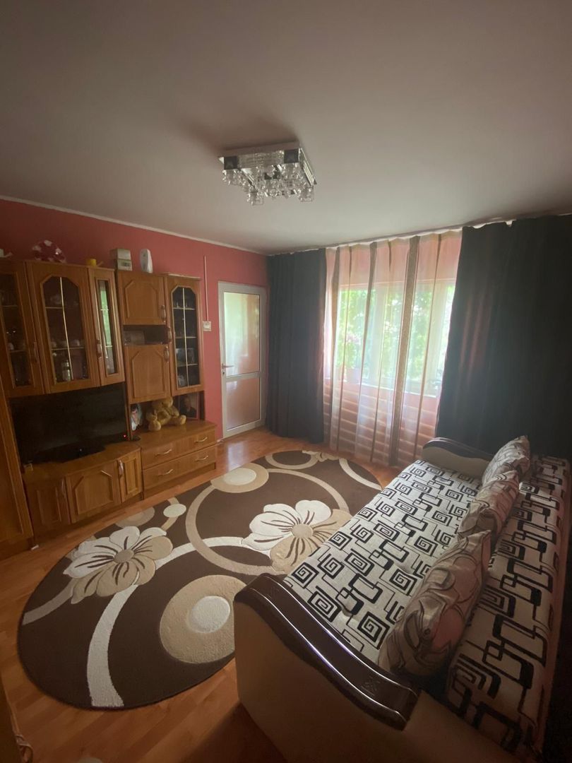 Apartament 2 camere, Micro 39 b - Poză 1