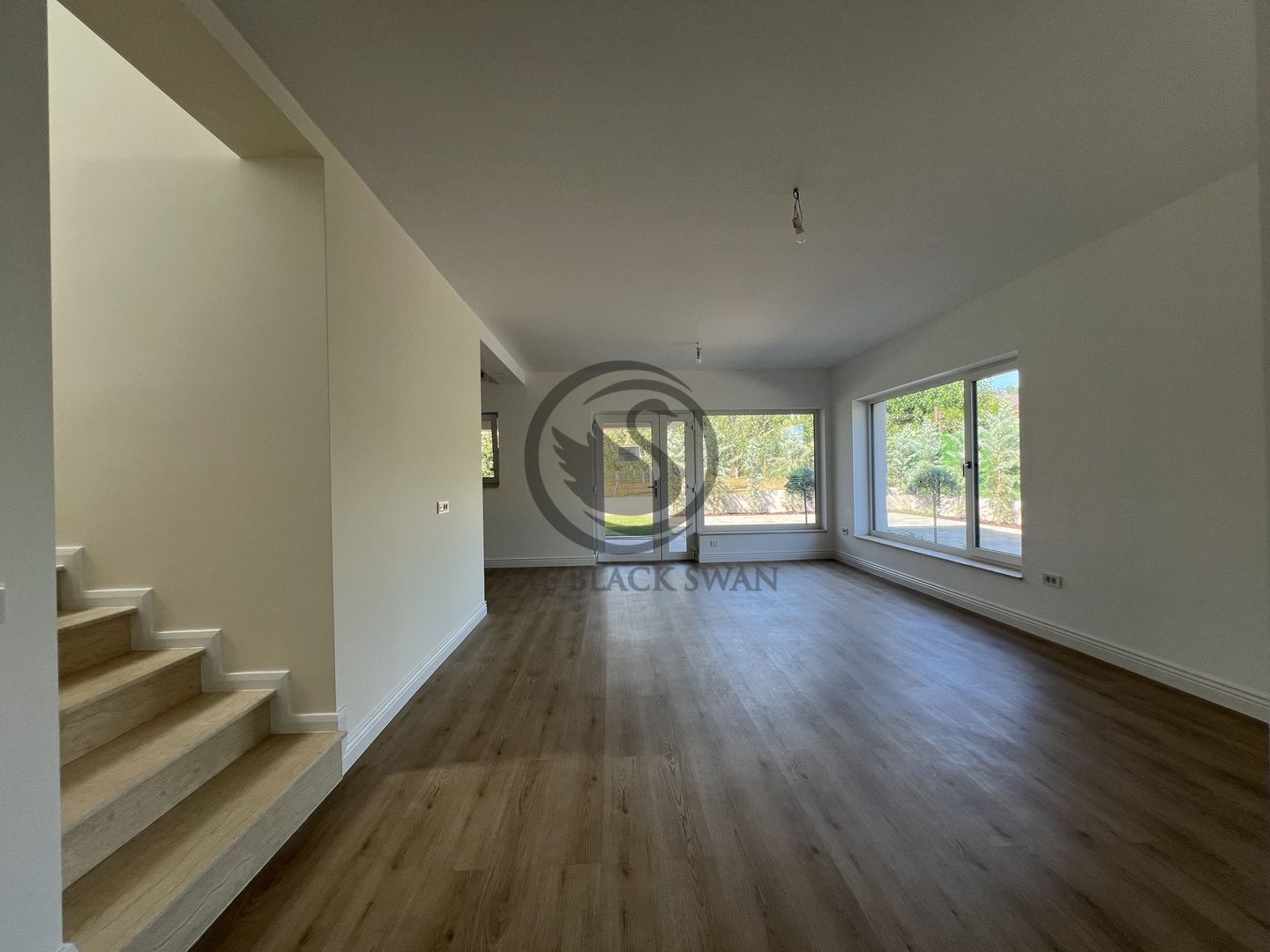 Casa de vanzare cu 4 camere | Premium | Nou | Moreni, Dambovita - Poză 10