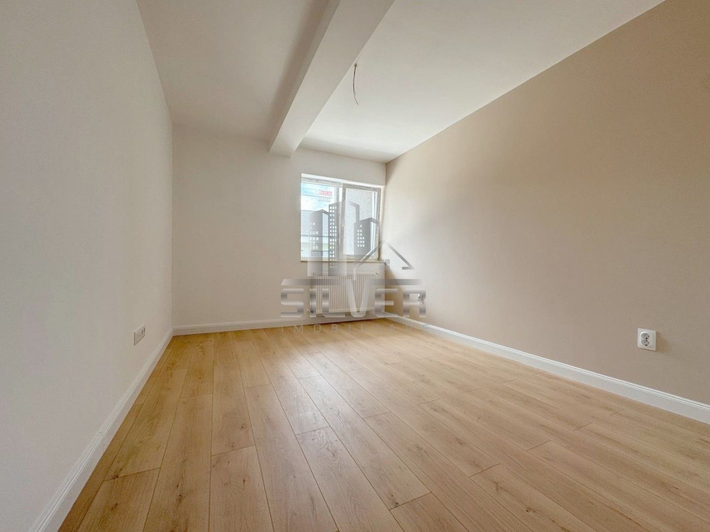 Apartament cu 3 camere/terasa 24 mp/boxa/finisaje incluse/PRET REDUS! - Poză 7