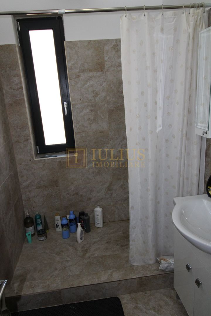 3 camere,  Giroc, la 10 min de Spitalul Judetean, loc parcare inclus - Poză 23