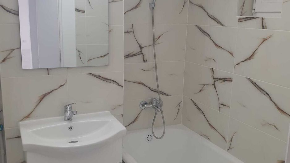 Apartament 3 camere | OBOR | 1 minut metrou - Poză 3