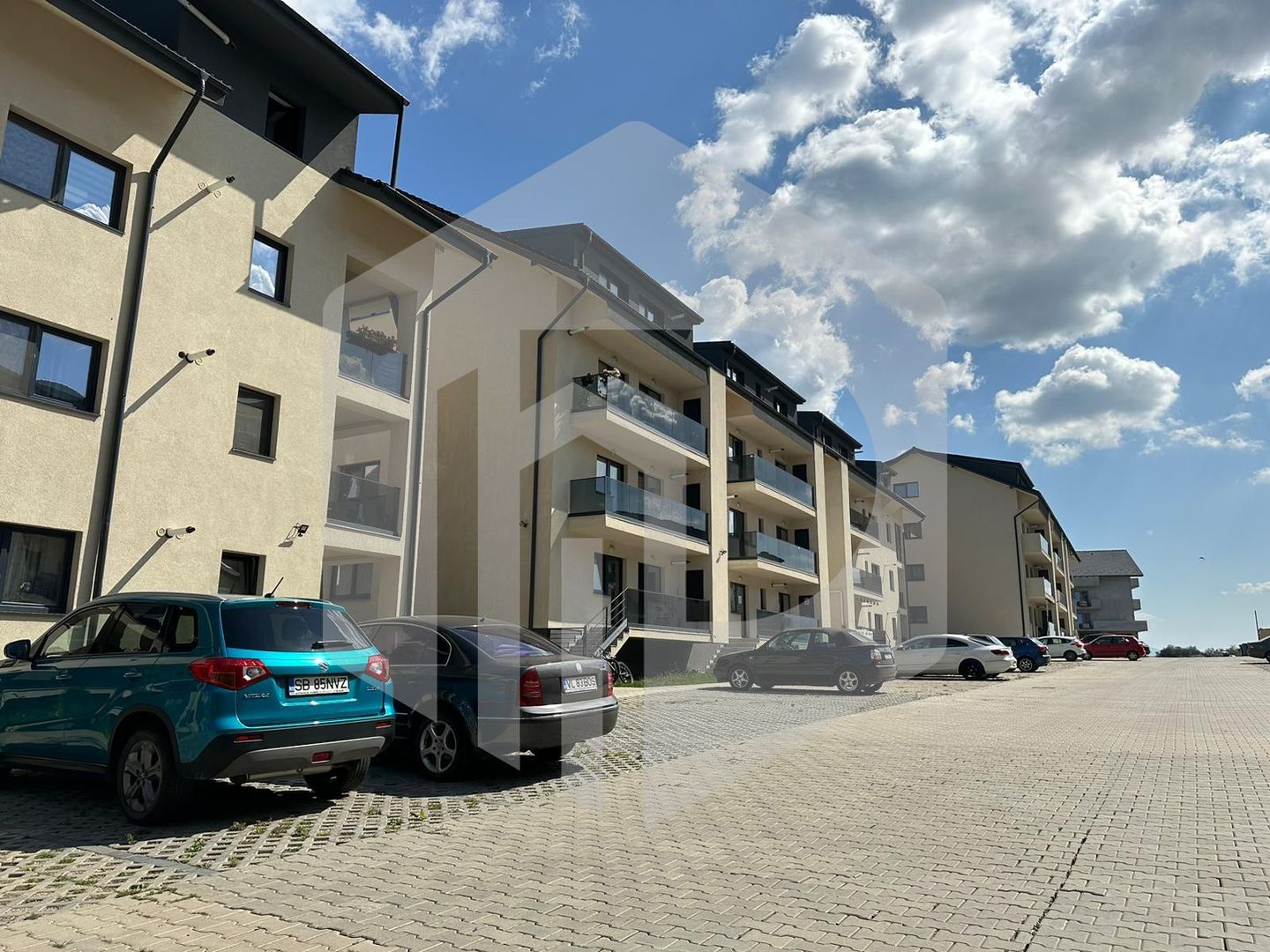 Selimbar | Apartament 2 camere | - Total Decomandat | Etaj 3 - Poză 7