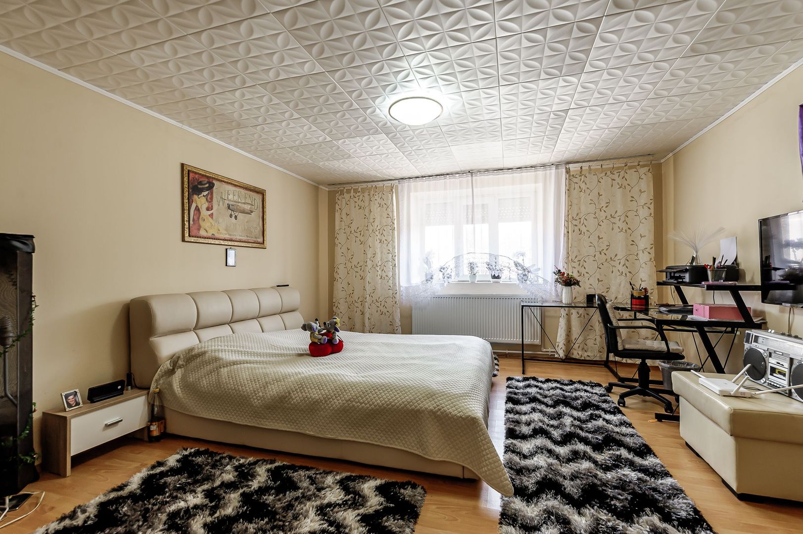 Proprietate vândută Casă spațioasă cu teren generos in Ghioroc - Poză 2