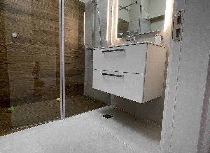 3 camere + curte + parcare bloc nou  Crangasi - Poză 11