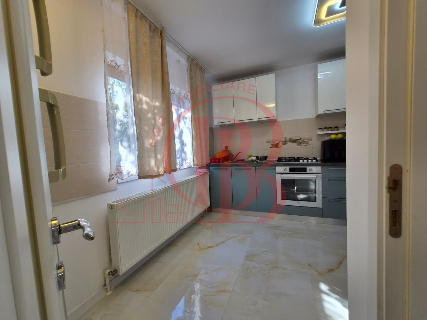 Casa Mobilata 4 camere Panouri Fotovoltaice Theodor Pallady - Poză 6