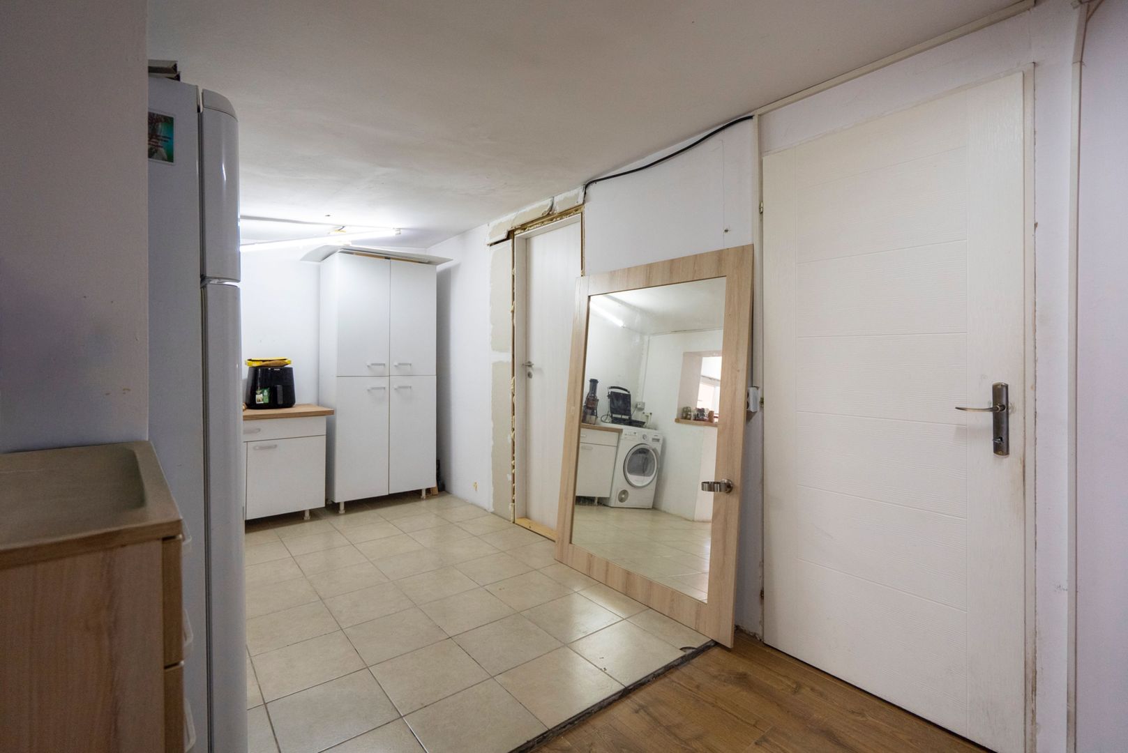 Casa 5 camere in Rogerius, la bulevard, cu acces auto - Poză 12