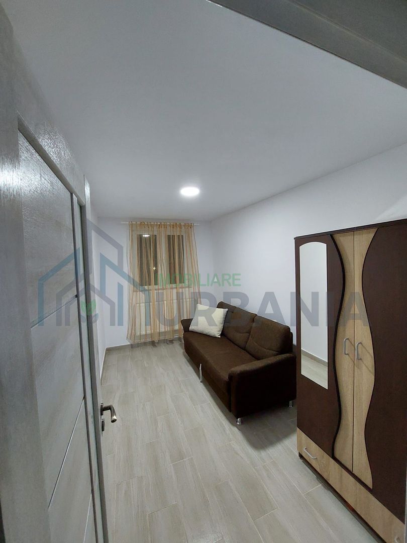 Apartament 3 camere, renovat complet, mobilat și utilat, lângă Colegiul Național „Mihail Sadoveanu”, Pașcani, cu pod pe toată suprafața - Poză 6