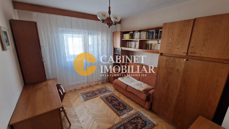 GARA - ARCU - 3 CAMERE DECOMANDAT - ETAJ INTERMEDIAR - BOXĂ + LOC DE PARCARE - Poză 3