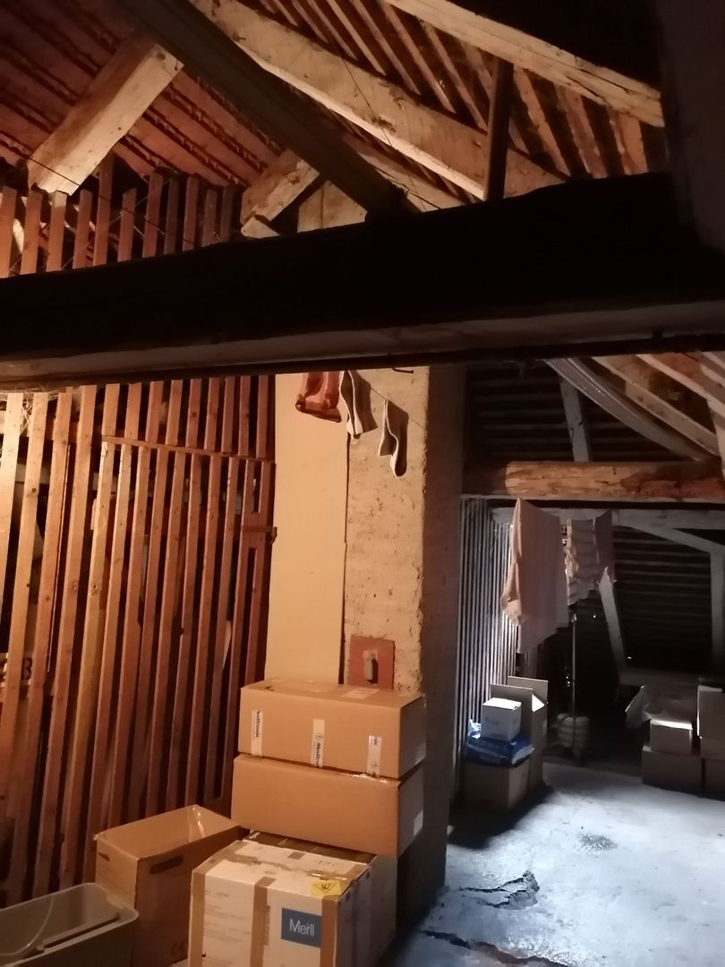 Casa in zona Sirul Livezii - Roata Norocului - Poză 25