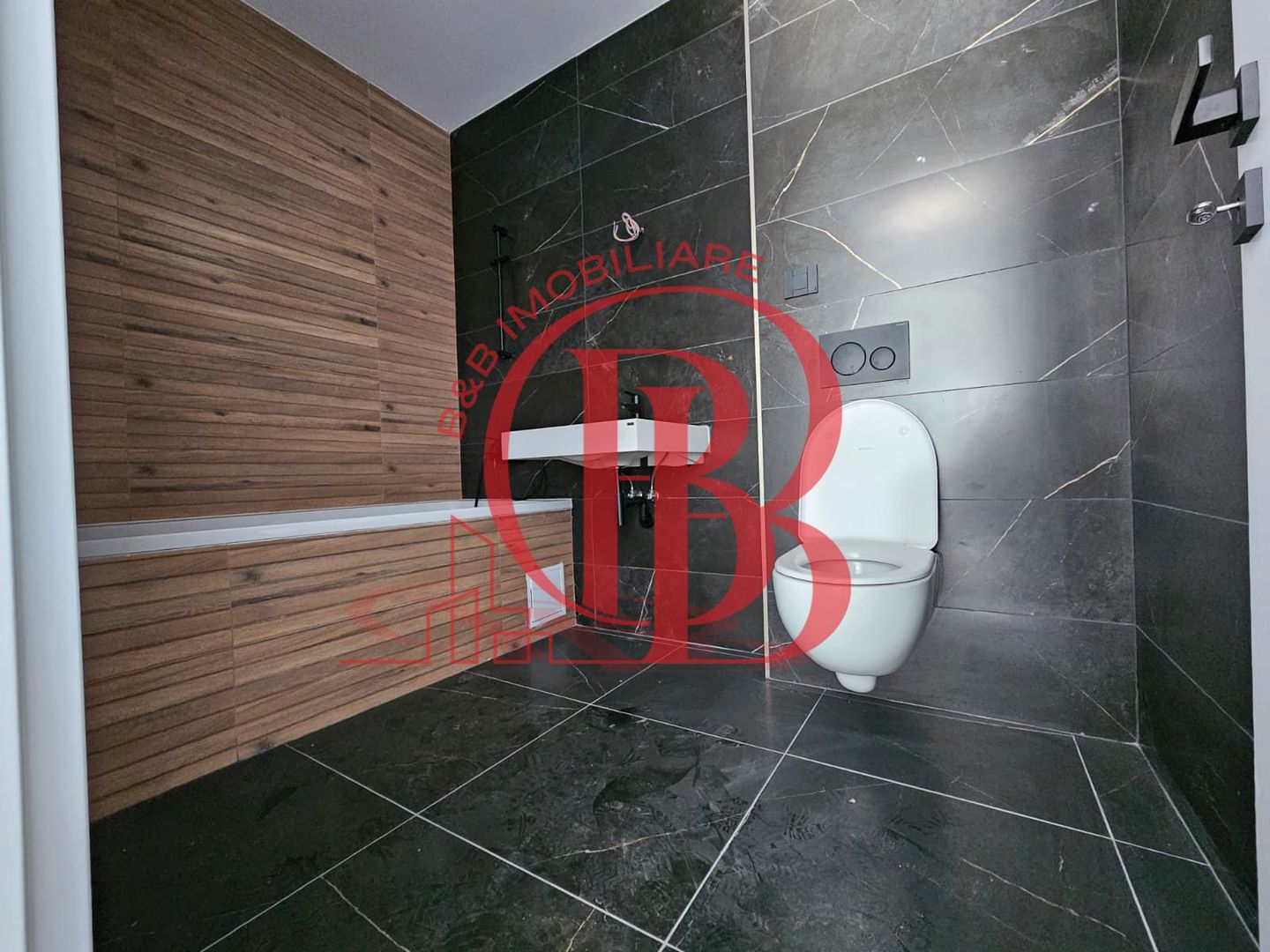 3 camere finalizat proiect Exclusivist cu piscina proprie - Poză 12