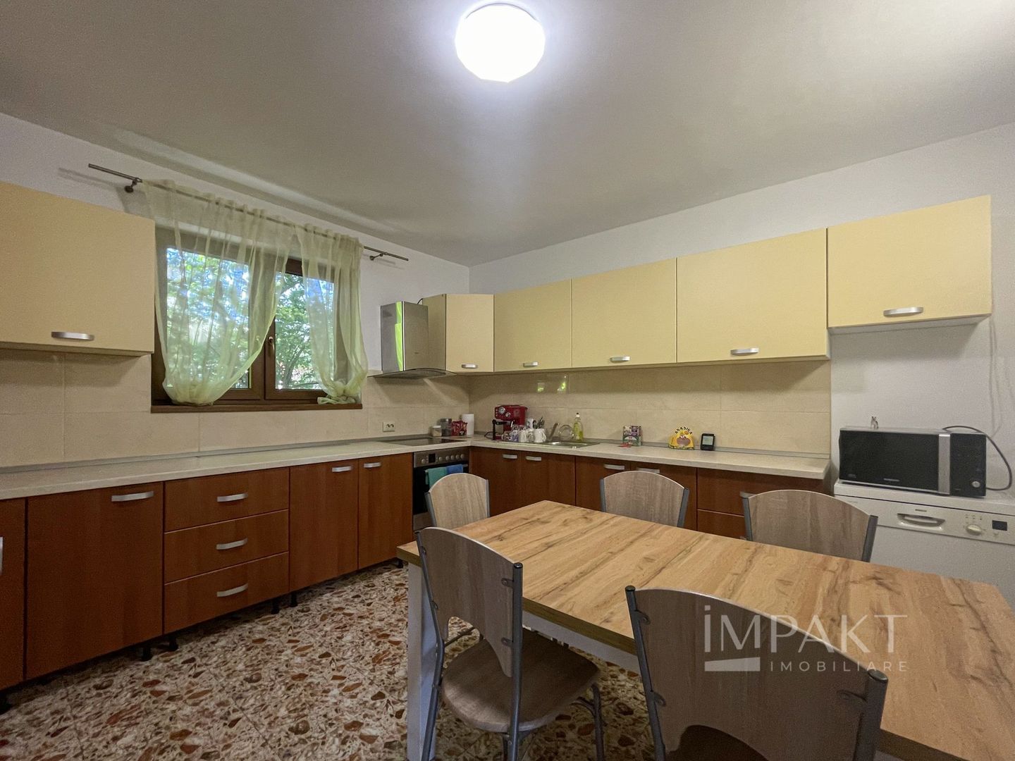 Casa individuala cu 6 camere, in cartierul Buna-Ziua - Poză 17