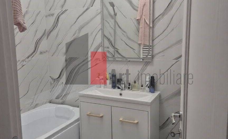 Vanzare apartament 3 camere 70 mp-Weiner Palada+loc de parcare - Poză 9