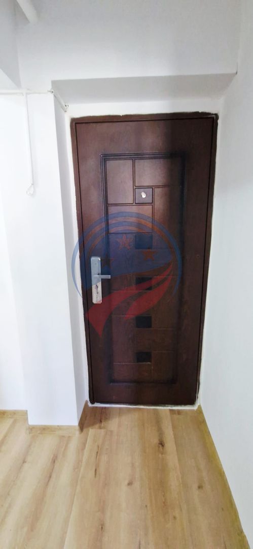 Aparament de vanzare in zona Craiovita - Poză 11