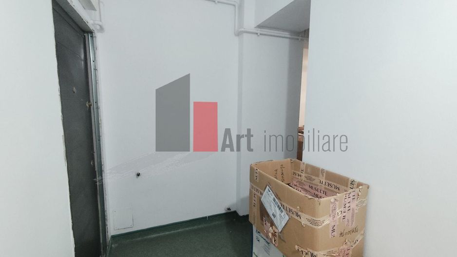 Apartament cu 3 camere de vanzare in Confort City - Poză 5