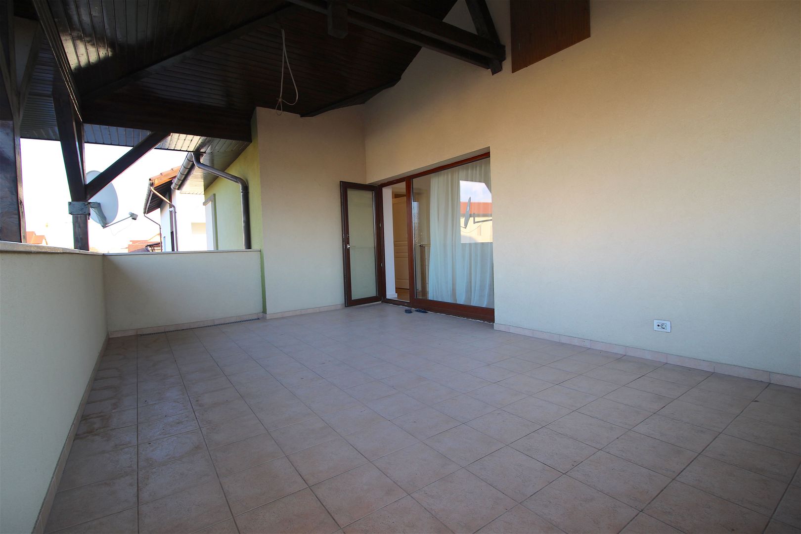 VILA DE INCHIRIAT - ZONA CALEA ARADULUI - Poză 19