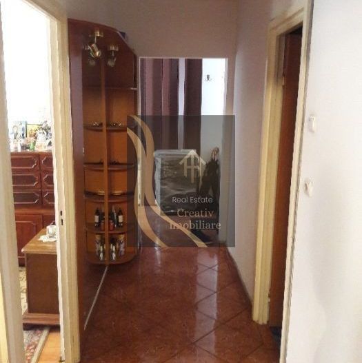 M. Lujerului 2 camere decomandat - Poză 4