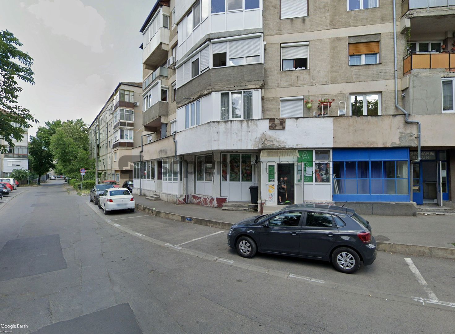 Sapient | Spațiu comercial _ str. Salcâmilor, Oradea - Poză 1