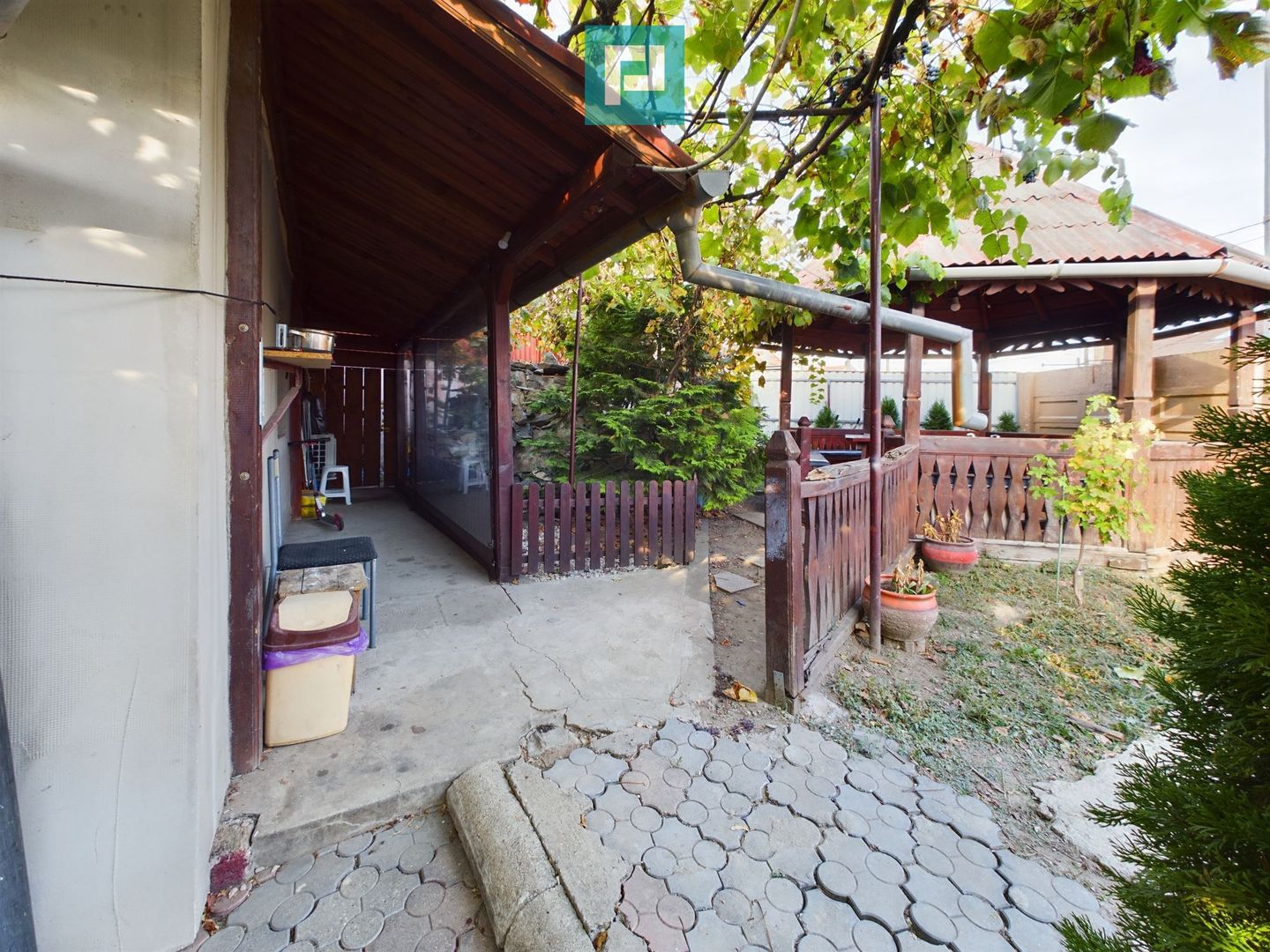 Casă la cheie în Uta - Poză 10