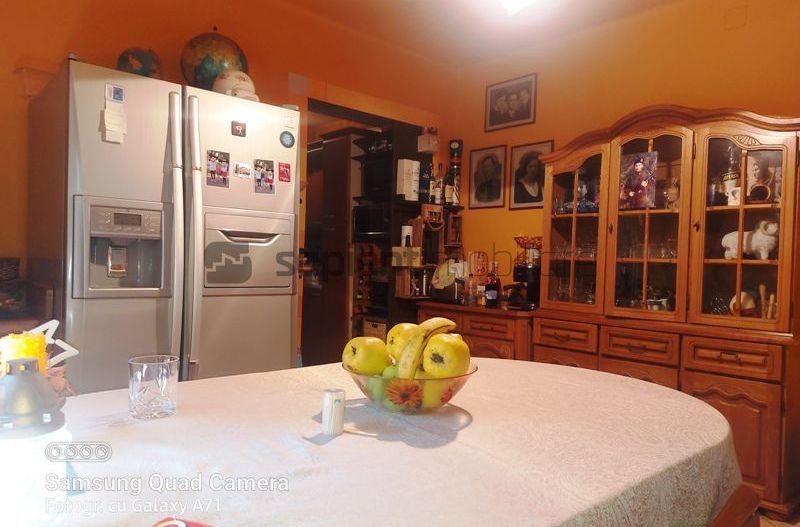 Casa cu 6 camere str.E Teodoroiu - Poză 2