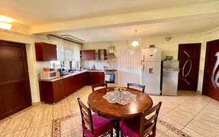 Casa Bunesti/La Cheie - Poză 5