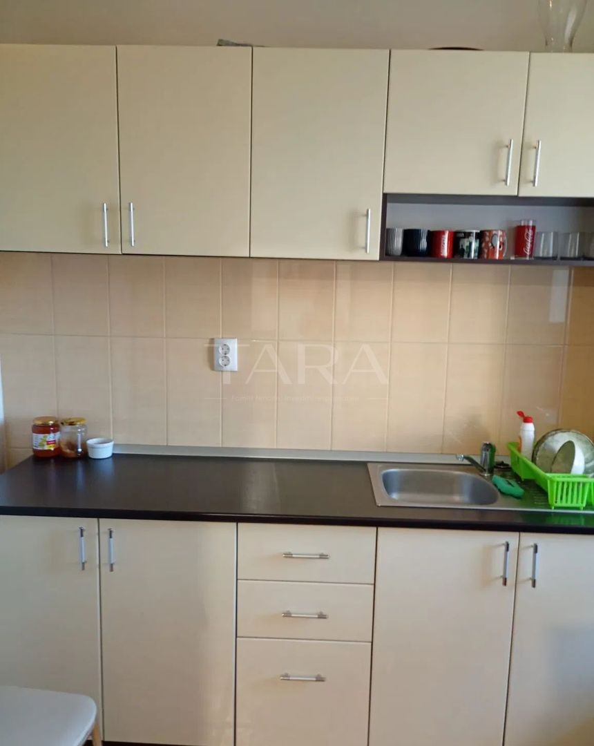 Apartament cu 2 camere, 40 mp, etaj 6, zona Iulius Mall. - Poză 1