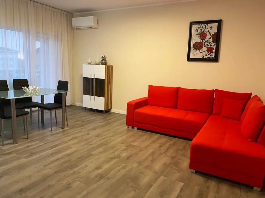 Apartament 2 Camere | loc Parcare asigurat | Zona Giroc — fotografia 1