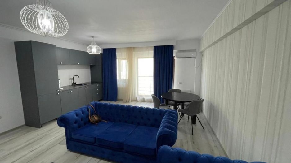 Apartament 2 cam. de vanzare 61mp + terasa 15 mp la 30 m de plaja - Mamaia Nord - Poză 1