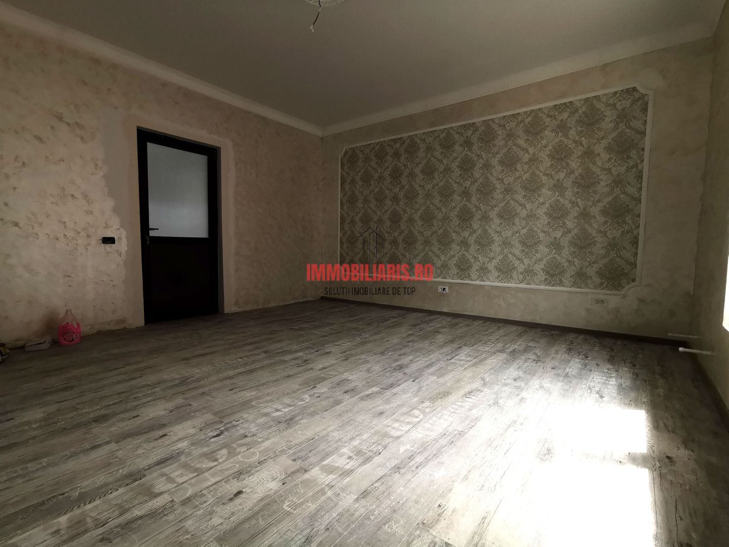 Ozana-Metrou 1 Decembrie 1918, Casa P+2+M, Prima Inchiriere - Poză 4