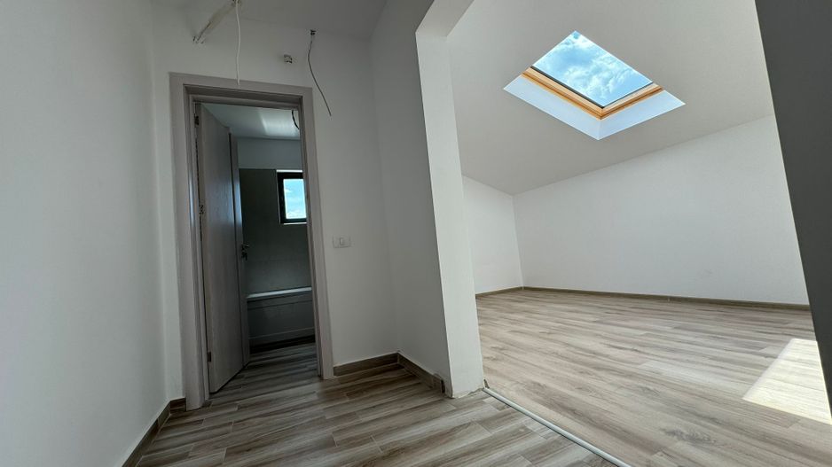SENZATIONAL! Apartament 4 Camere Decomandate si Terasa  - Berceni - Poză 17