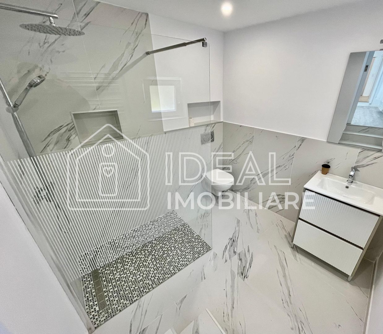 Apartament Ultracentral cu 2 camere complet renovat - de vânzare - Poză 8