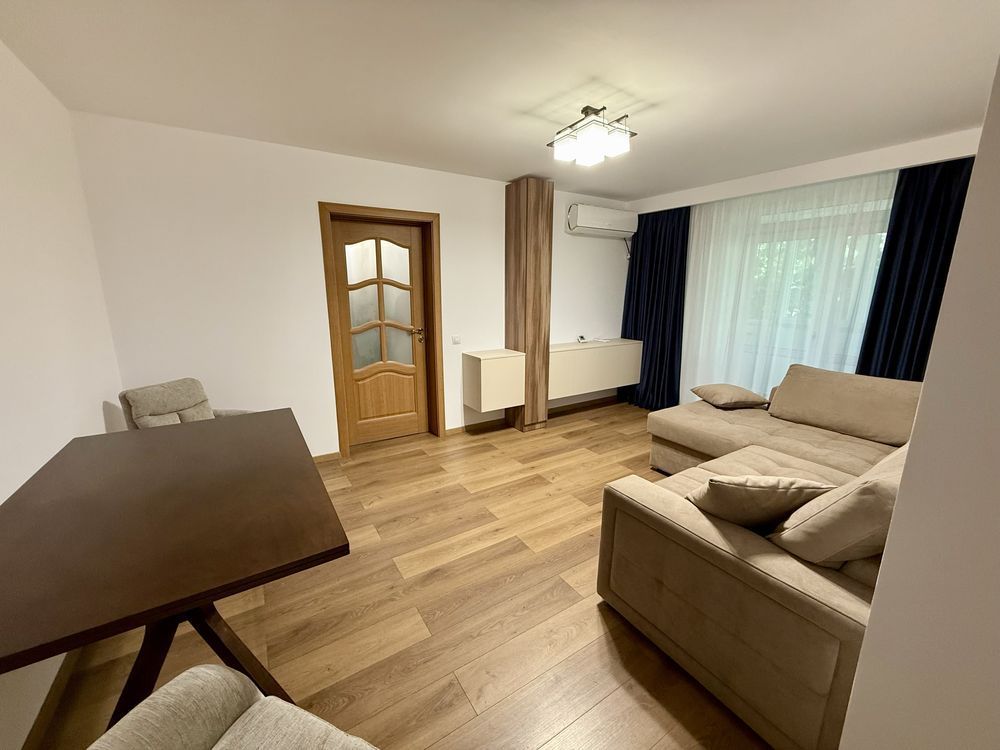 Apartament 2 camere Piata Victoriei - Poză 1