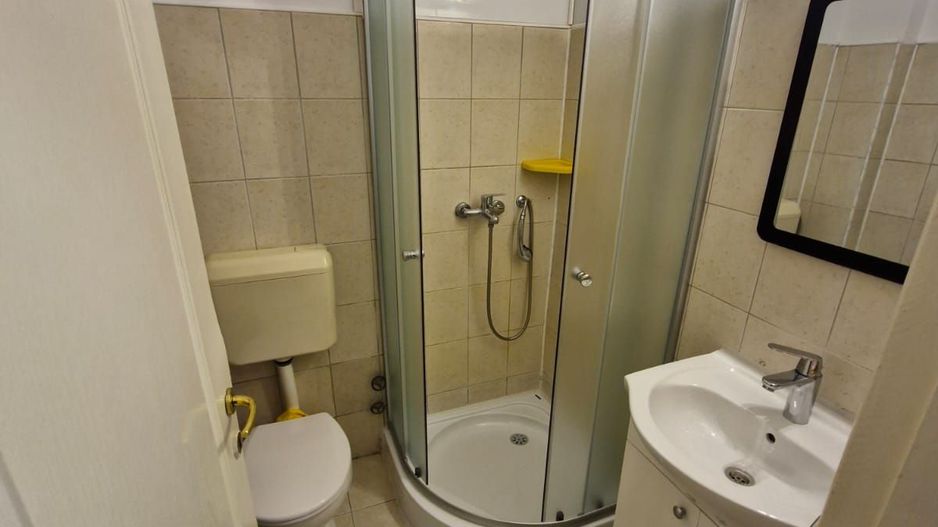 GARSONIERA GARA DE EST, BUCATARIE INCHISA, BLOC REABILITAT, CURAT - Poză 8