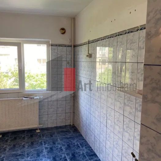 Apartament 3 camere Virtuții-Orsova - Poză 4
